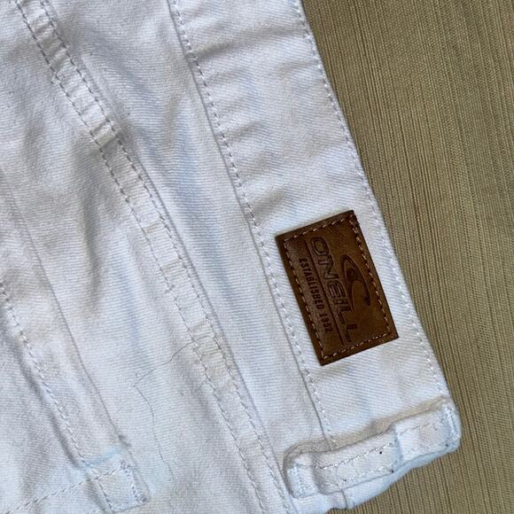 O’neill Raw Hem Distressed DENIM SHORTS white size 9 - Picture 7 of 10
